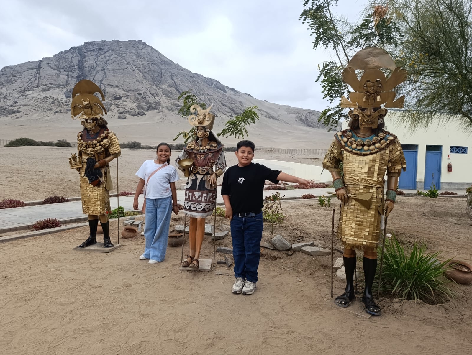 Estatuas Moche